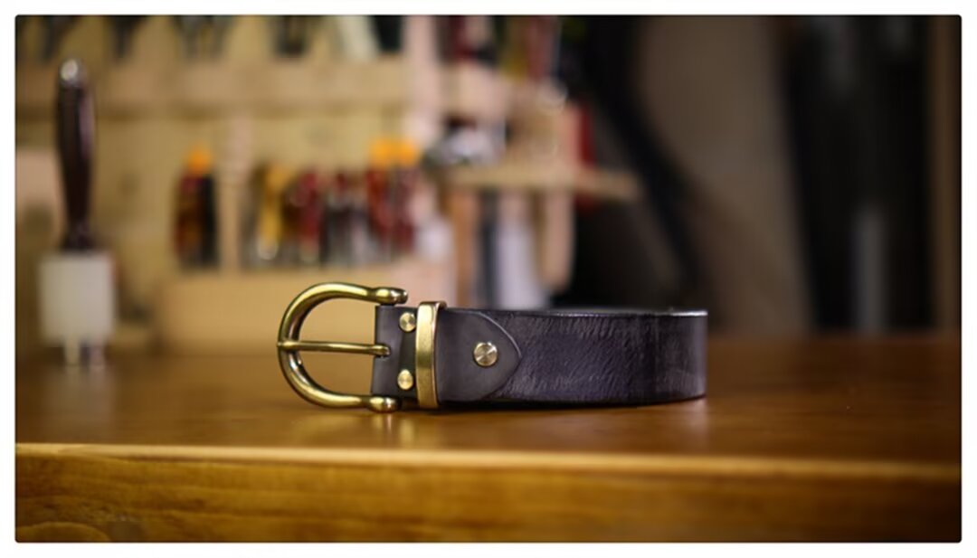 Sophisticated Solid Cowskin Belt