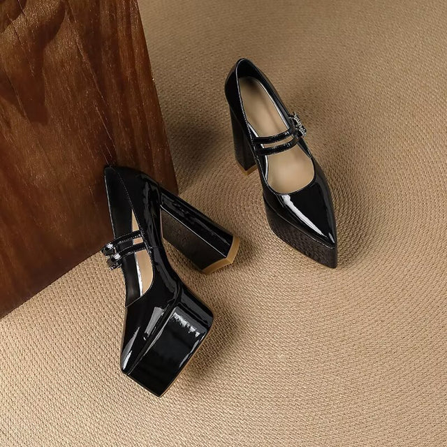 Draminera Mystery Heels