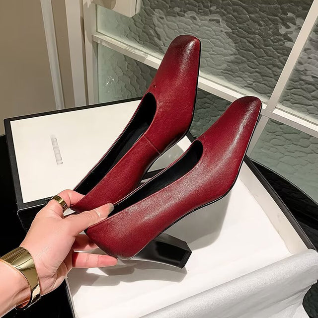 Braviora Bold Heels