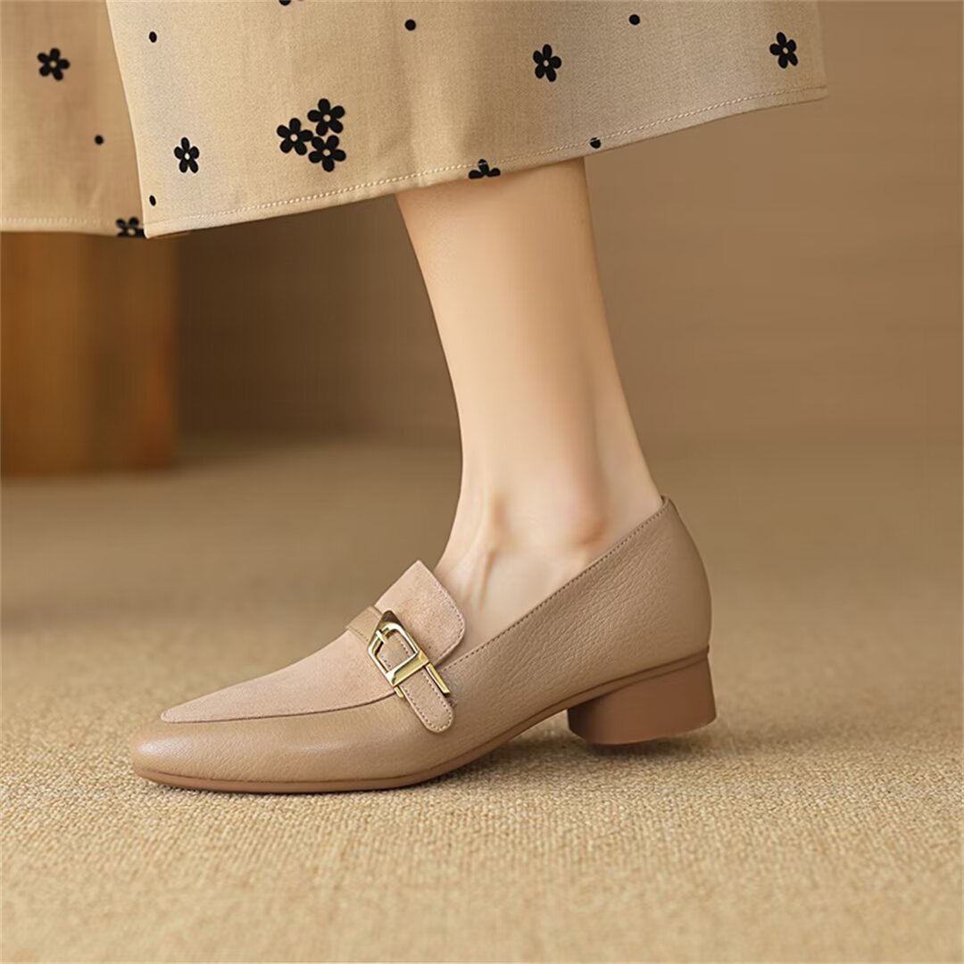 Sleek Elegance Cow Leather Flats