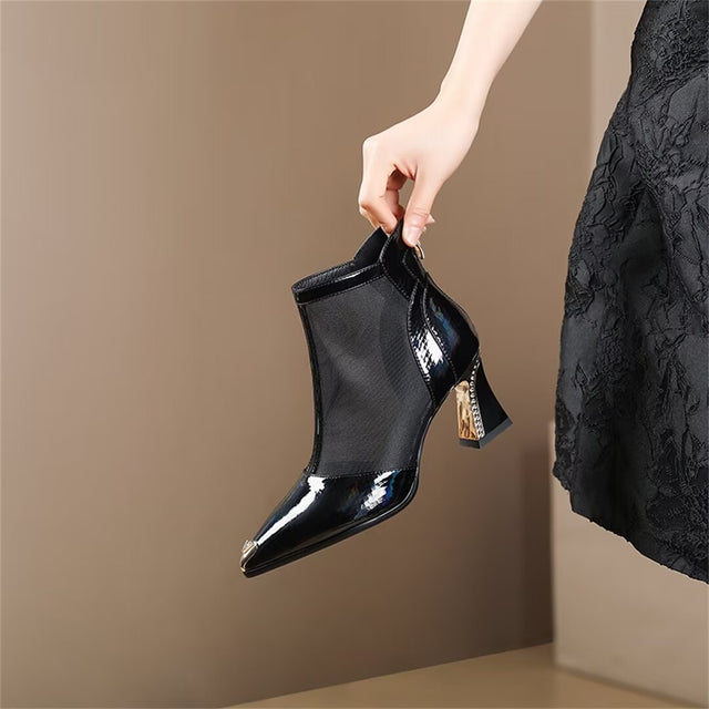 SvelteZip Cow Leather Pumps