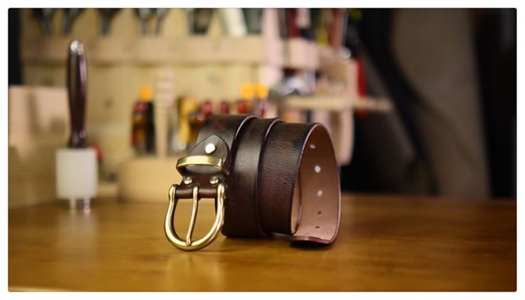 Sophisticated Solid Cowskin Belt