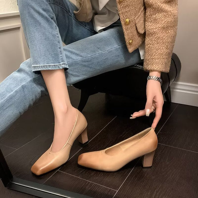 Braviora Bold Heels