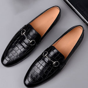 Elegant Round-Toe Cow Leather Loafers