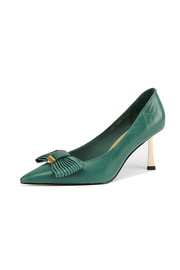 Chic Embossed Pointed Toe Slip-on Pumps