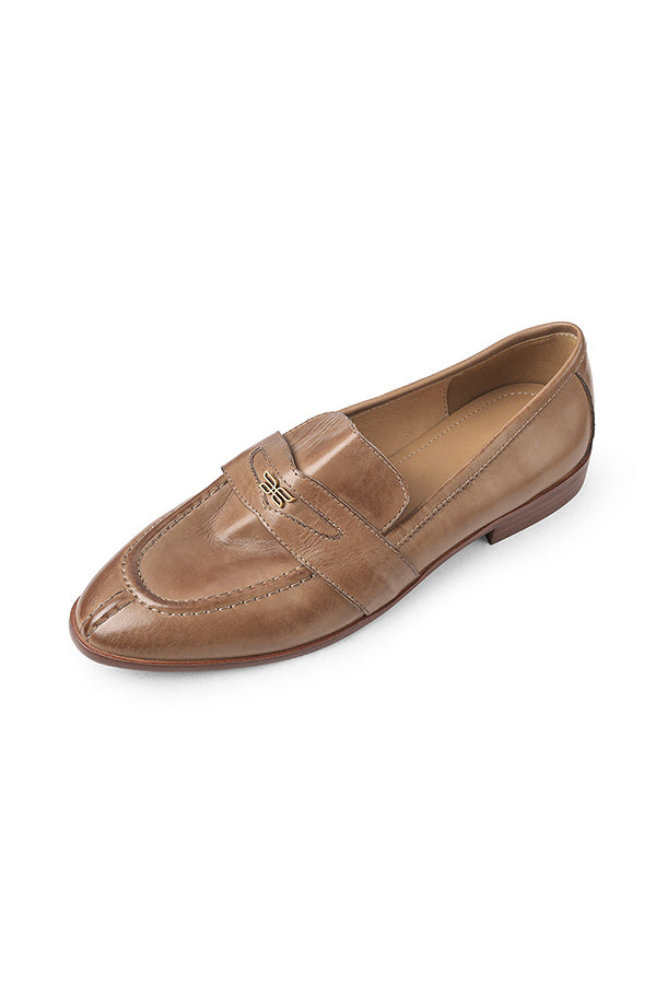 Opulessa Elegant Desk Footwear