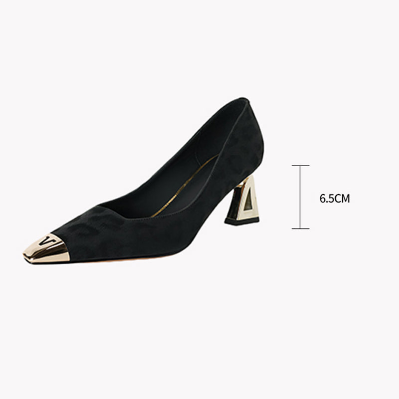 Marbelleve Classic Pumps