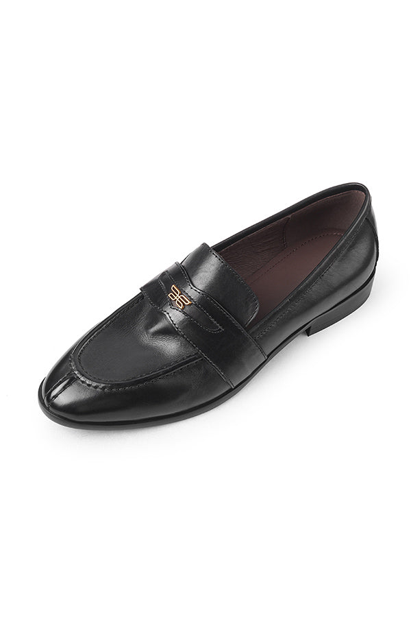 Opulessa Elegant Desk Footwear