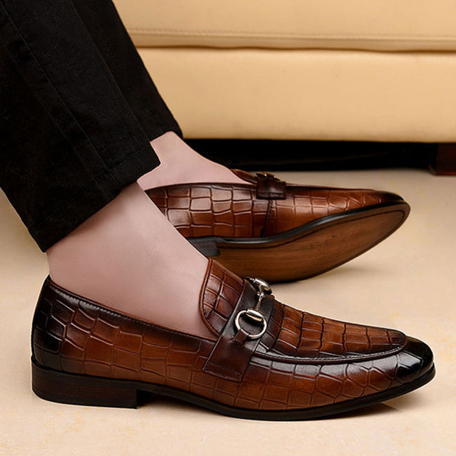 Elegant Round-Toe Cow Leather Loafers